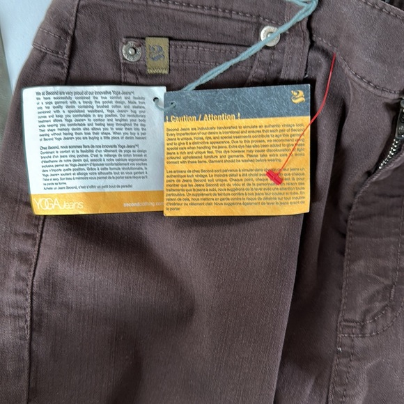 Yoga jeans high rise straight size 30 brown 34” inseam Canadian brand - Picture 10 of 10
